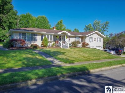36 Pardee Ave
