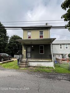 Property at 696 Lafayette Ct, Hazleton, PA