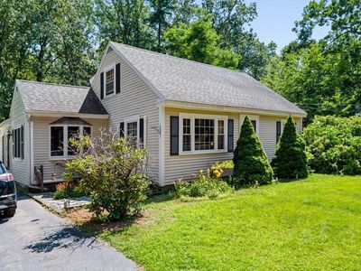 19 Middle Rd