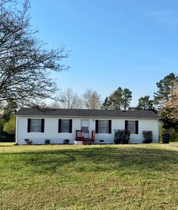 182 W Meadows Ln NE