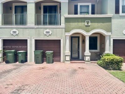 568 NE 35th Ave