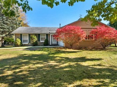 1002 Saint Johns Dr