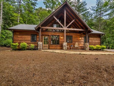 43 Winding Brook Ln