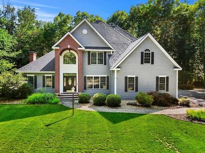 6 Evergreen Dr