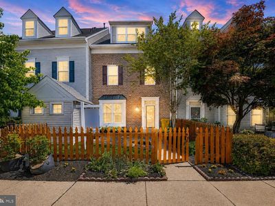 Property at 8733 Orchard Green Ct, Odenton, MD