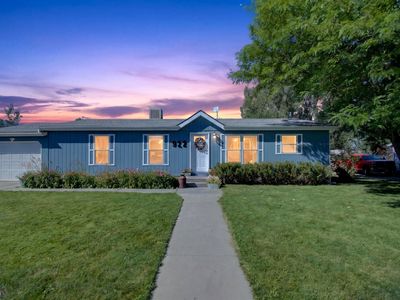 922 S West Redview Dr #3