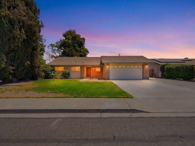 3821 W Coppola Avenue
