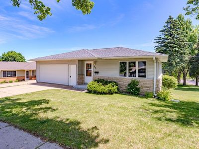103 N 11TH AVENUE