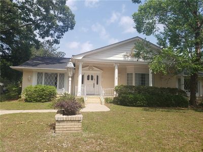 1221 Westbury Dr