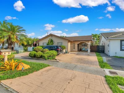Property at 9981 NW 129th Ter, Hialeah Gardens, FL