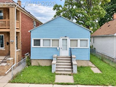 11402 Nagel St