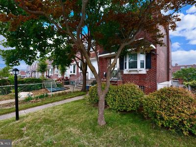 2826 Magee Ave