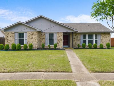 848 Whitehall Dr