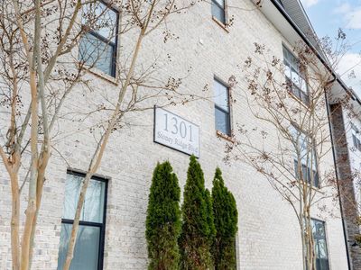 1301 Stoney Ridge Blvd #208