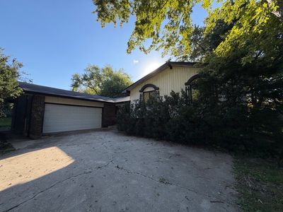 Property at 1222 Laurel Ln, Schaumburg, IL