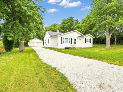 Property at 1234 E 150 S, Princeton, IN