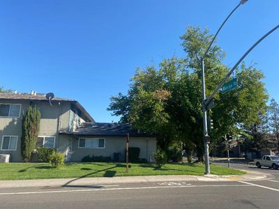 5984 Walerga Rd APT 1