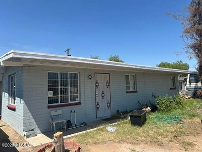 842 S Eli Dr