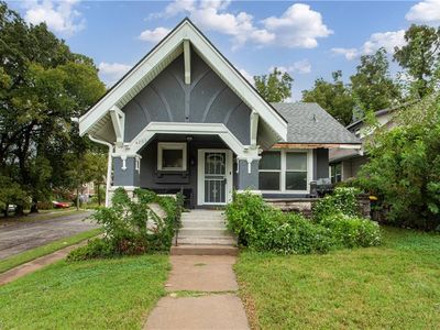 4201 Prospect Ave