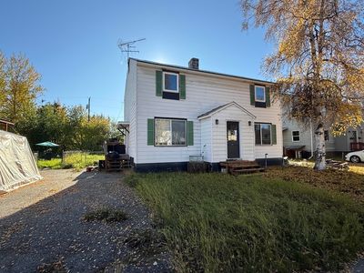 1219/1221 9th Ave