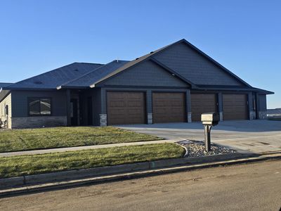 Property at 502 Kaylee Ct, Watertown, SD