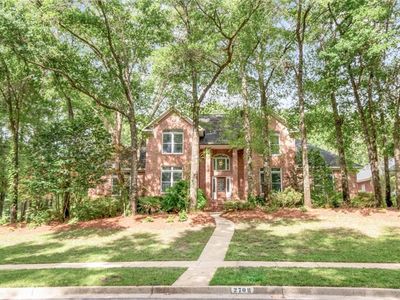 2708 Churchbell Dr