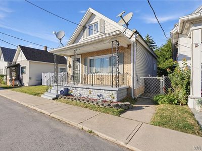 234 James St