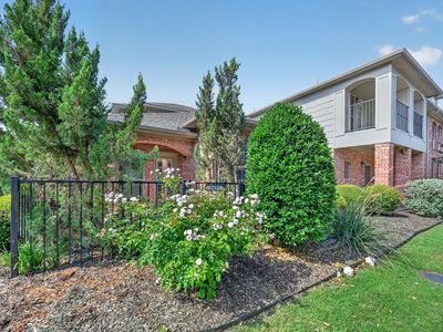 575 Virginia Hills Dr #1401