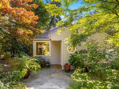 11313 Alton Avenue NE