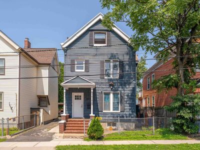 485 Cary St