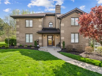 405 Laurelwood Dr