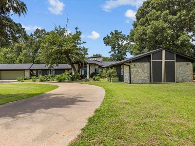 412 Woodhaven Cir