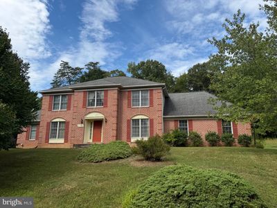 Property at 7704 Lake Glen Dr, Glenn Dale, MD