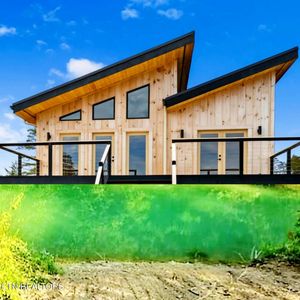 1040 Harbor Point Dr