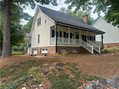 4116 Moss Brook Dr