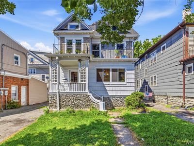 102 Lisbon Ave