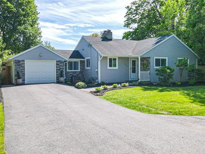 653 Brooks Rd