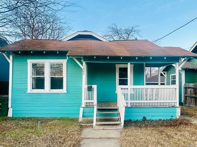 1607 Hays