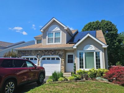 11 Steeplechase Blvd