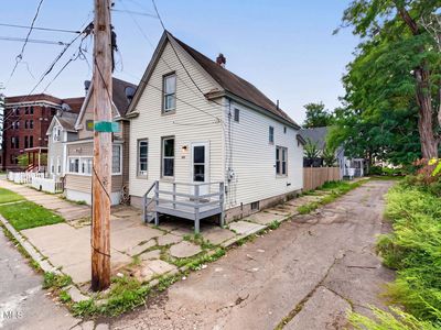 800 Emmett Street