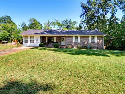 Property at 420 Kelly Dr, Eutaw, AL