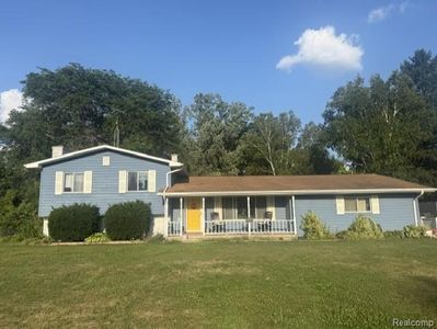 5197 Capri Ln
