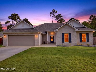 6855 Rolling Green Dr