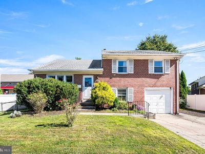 1008 Kedron Ave