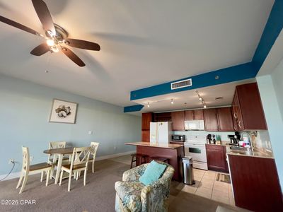 9860 S Thomas Dr Unit 113
