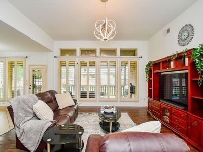 13619 Orchard Wind Ln