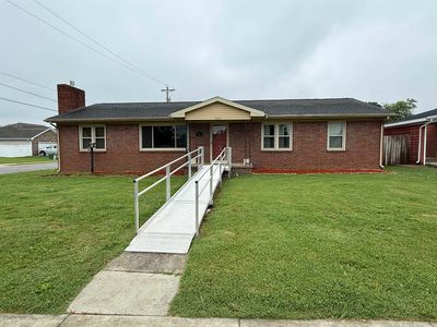 1697 S Main St