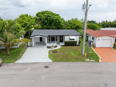 4595 NW 43rd Ct