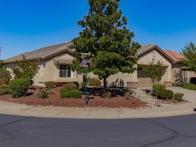 620 Blossom Ln