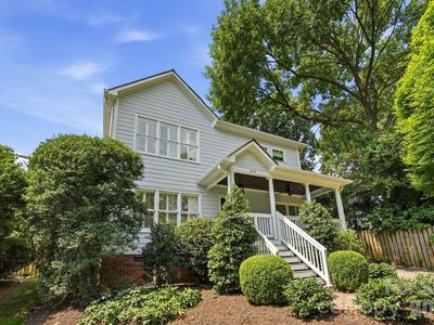 2013 Victorian Pl